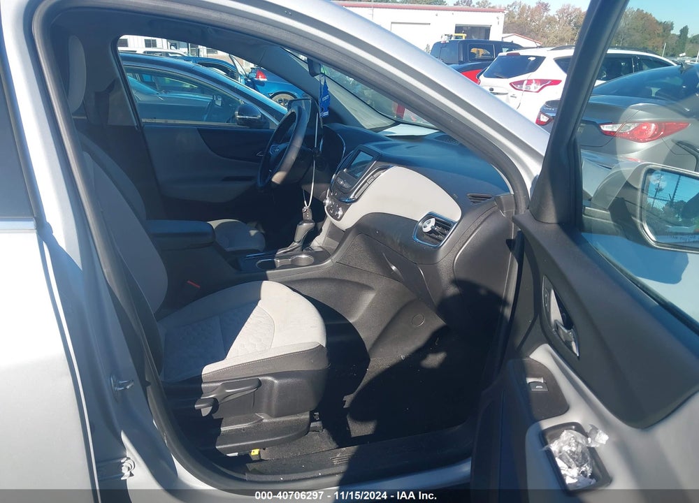2019 CHEVROLET EQUINOX LT VIN: 2GNAXKEVXK6199270