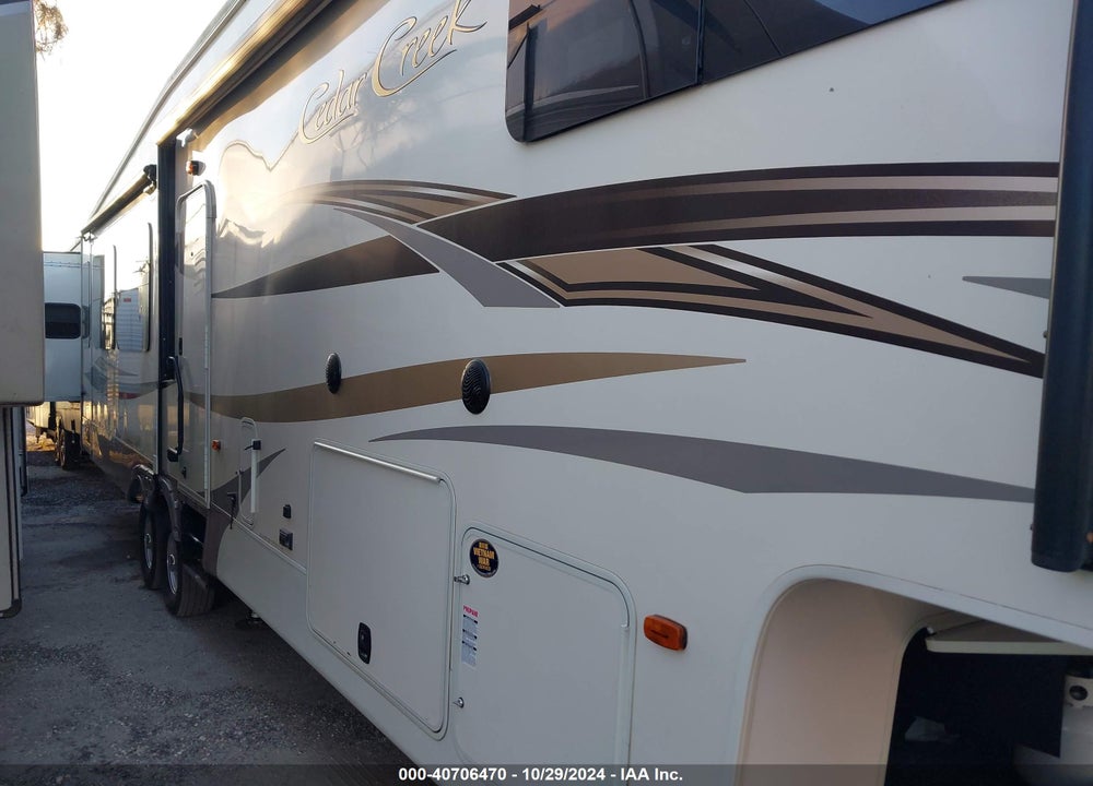 2015 CEDAR CREEK OTHER VIN: 4X4FCRP29FS212349