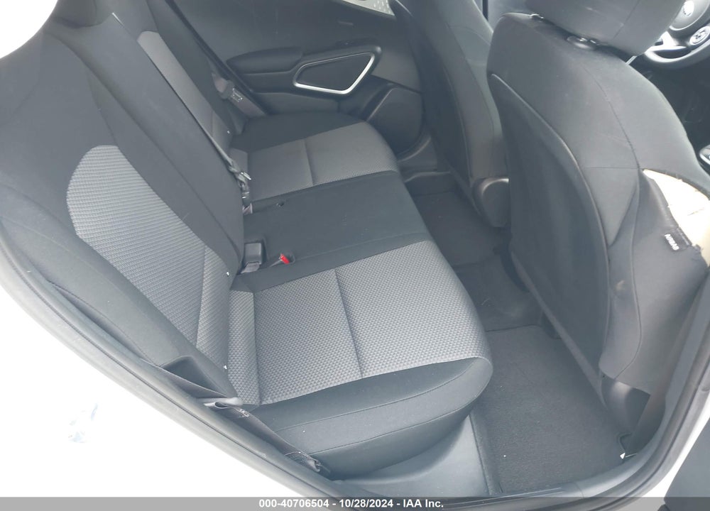 2020 KIA SOUL LX VIN: KNDJ23AU5L7718270