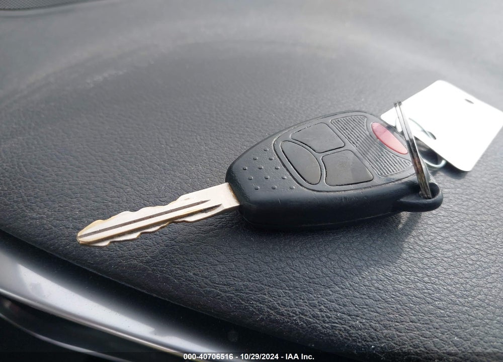 2012 CHRYSLER 200 TOURING VIN: 1C3CCBBG0CN203279