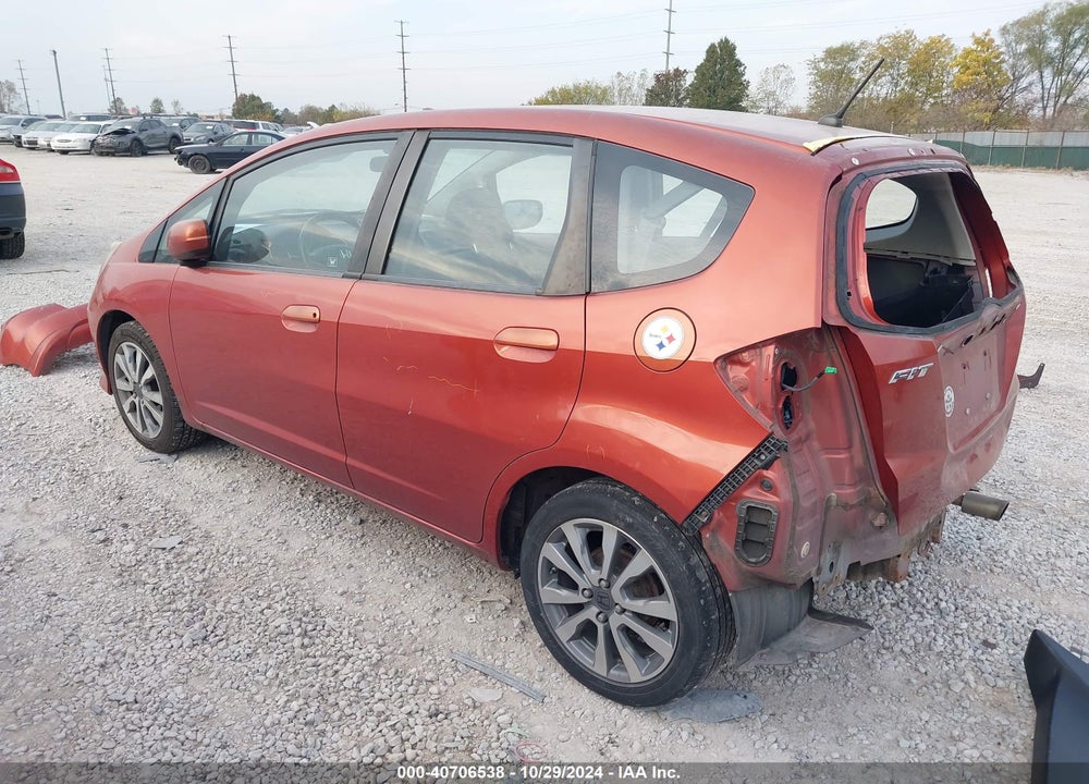2012 HONDA FIT VIN: JHMGE8H57CC006278