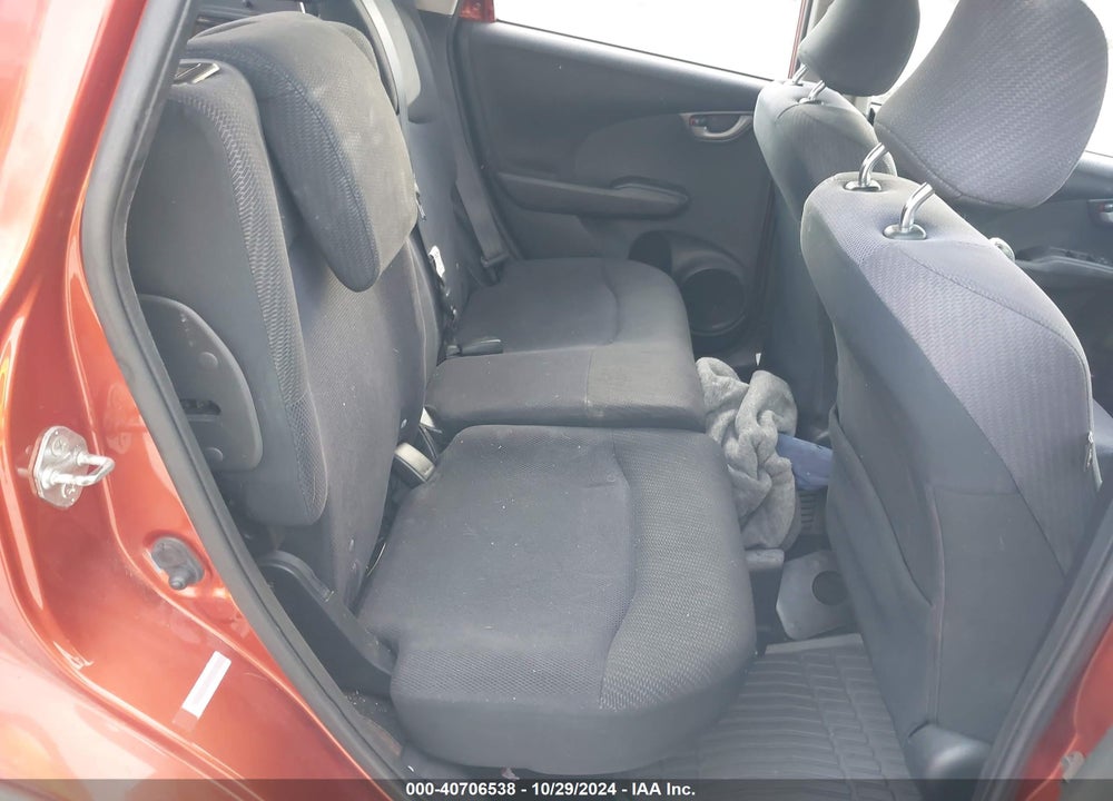2012 HONDA FIT VIN: JHMGE8H57CC006278