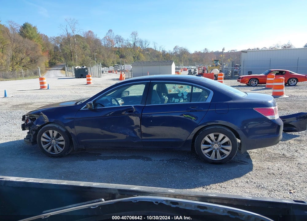 2012 HONDA ACCORD 2.4 EX-L VIN: 1HGCP2F84CA088567
