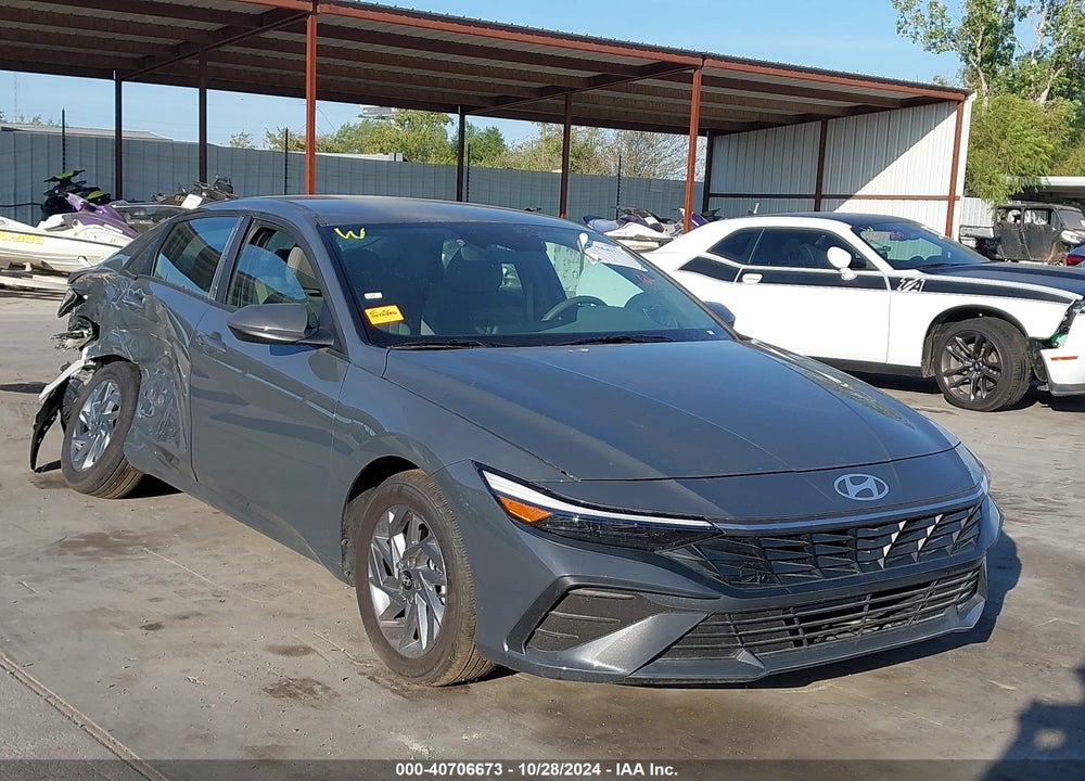 2024 HYUNDAI ELANTRA SEL VIN: KMHLM4DG3RU784806