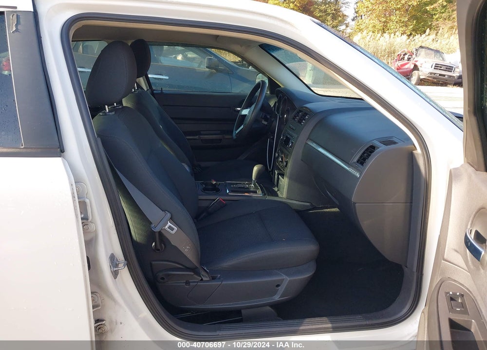 2008 DODGE CHARGER VIN: 2B3KA43R68H117551