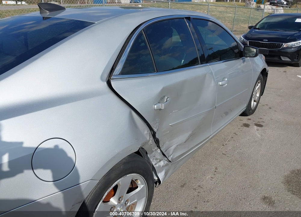 2015 CHEVROLET MALIBU LS VIN: 1G11B5SL1FF228784