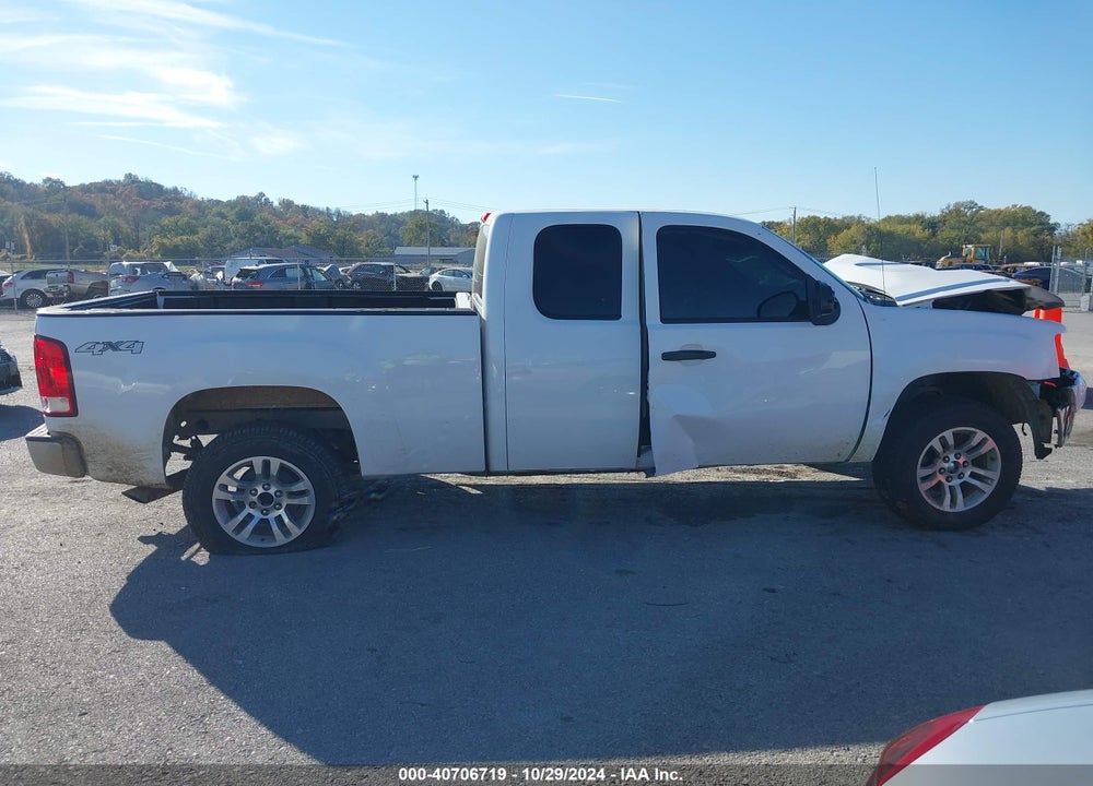 2011 GMC SIERRA 1500 SLE VIN: 1GTR2VE31BZ399775