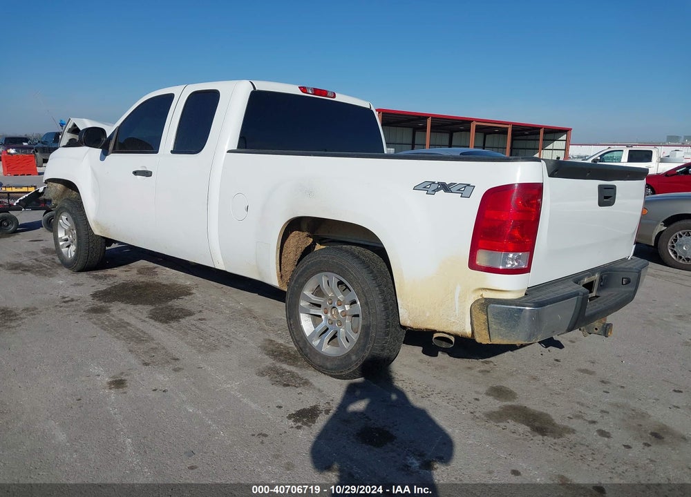 2011 GMC SIERRA 1500 SLE VIN: 1GTR2VE31BZ399775