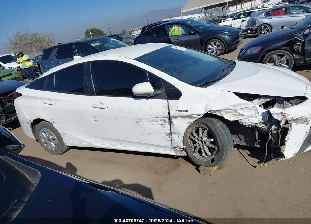 2021 TOYOTA PRIUS LE VIN: JTDKAMFU4M3148292