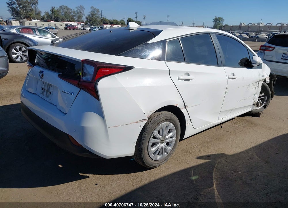 2021 TOYOTA PRIUS LE VIN: JTDKAMFU4M3148292