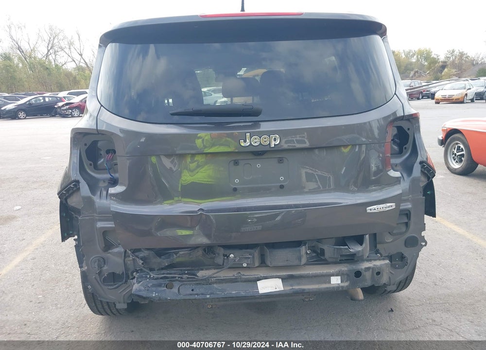 2016 JEEP RENEGADE LATITUDE VIN: ZACCJABT4GPE16354