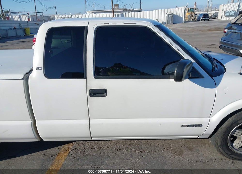 1999 CHEVROLET S-10 LS VIN: 1GCCS19X0X8117554