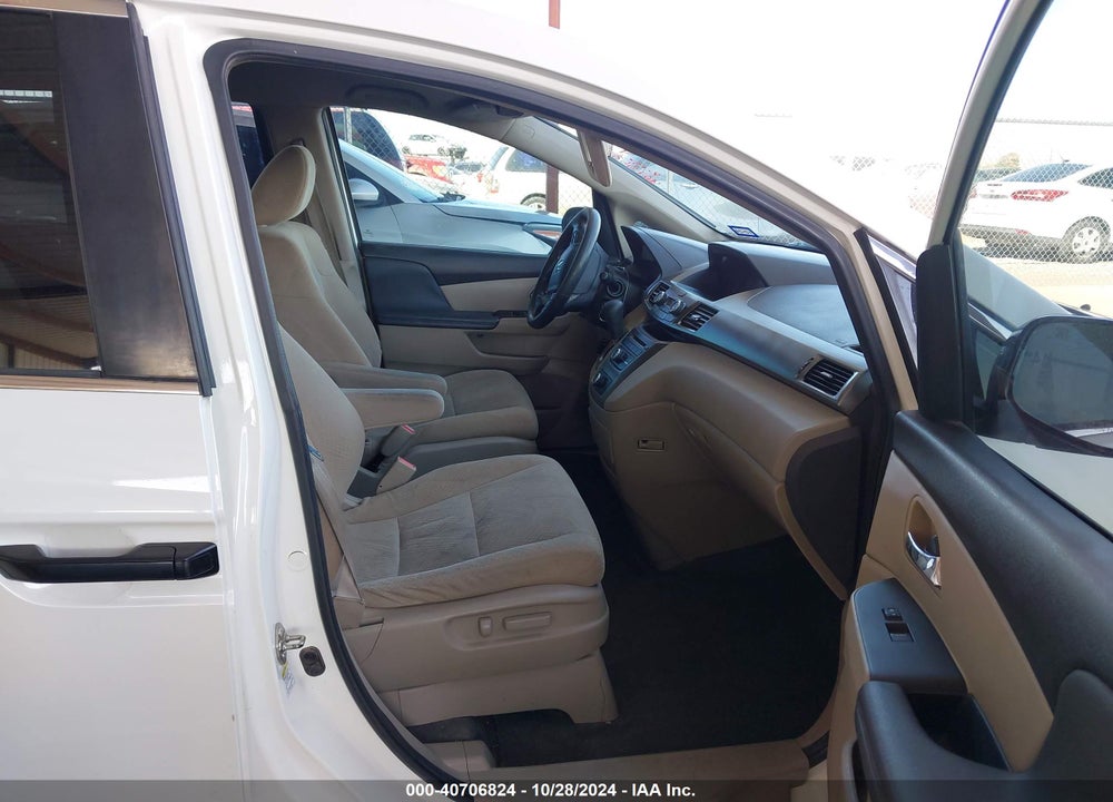 2016 HONDA ODYSSEY LX VIN: 5FNRL5H26GB112878