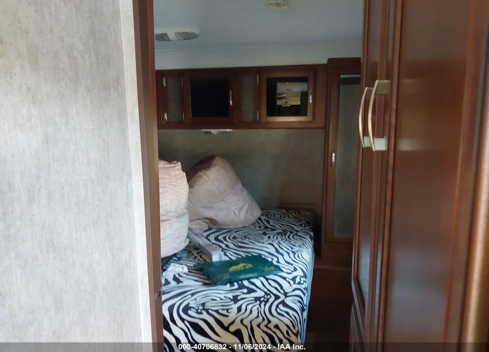 2015 PASSPORT 2890RL VIN: 4YDT2892XFT413042