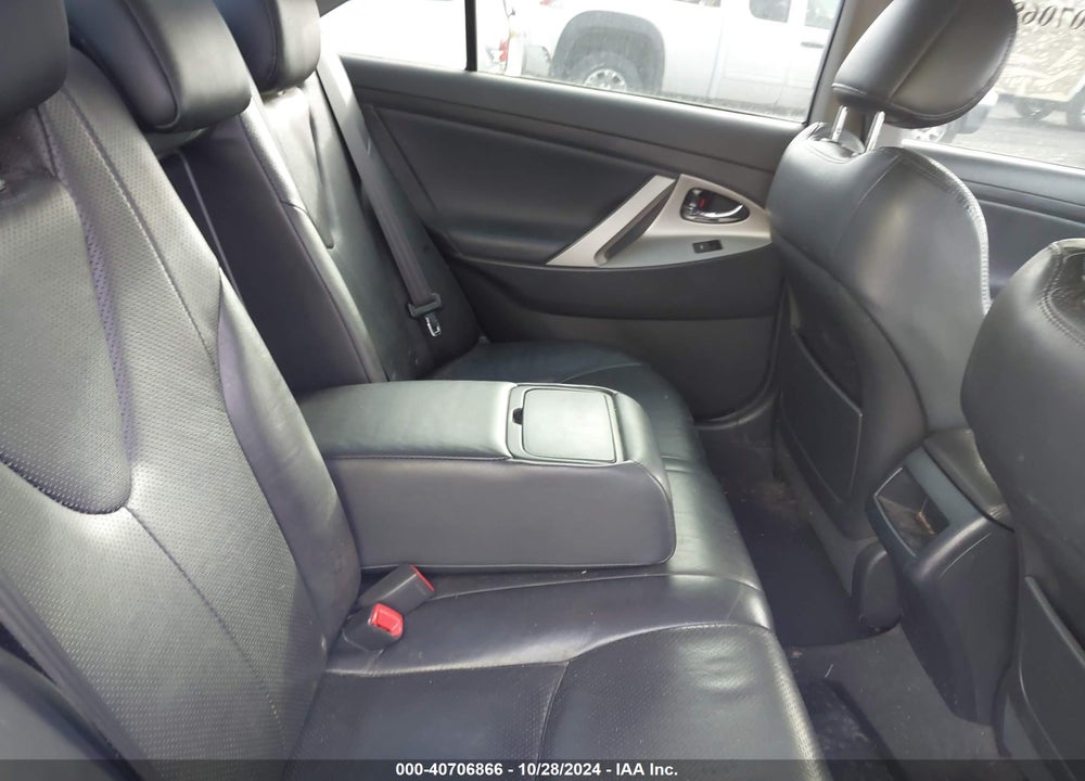 2011 TOYOTA CAMRY SE VIN: 4T1BF3EK8BU762549