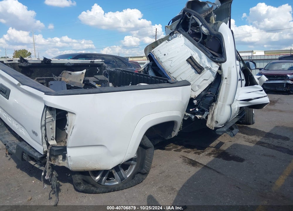 2016 TOYOTA TACOMA LIMITED VIN: 5TFGZ5AN3GX023933