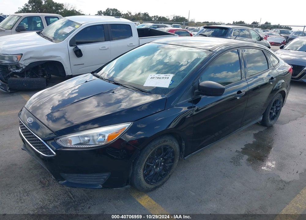 2016 FORD FOCUS S VIN: 1FADP3E26GL297301