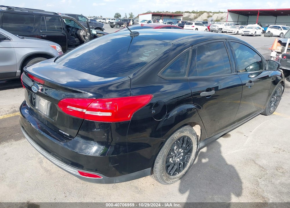 2016 FORD FOCUS S VIN: 1FADP3E26GL297301