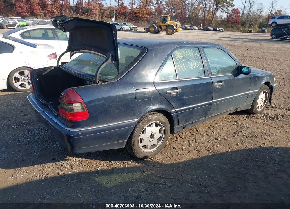1998 MERCEDES-BENZ C 230 VIN: WDBHA23G8WA624828