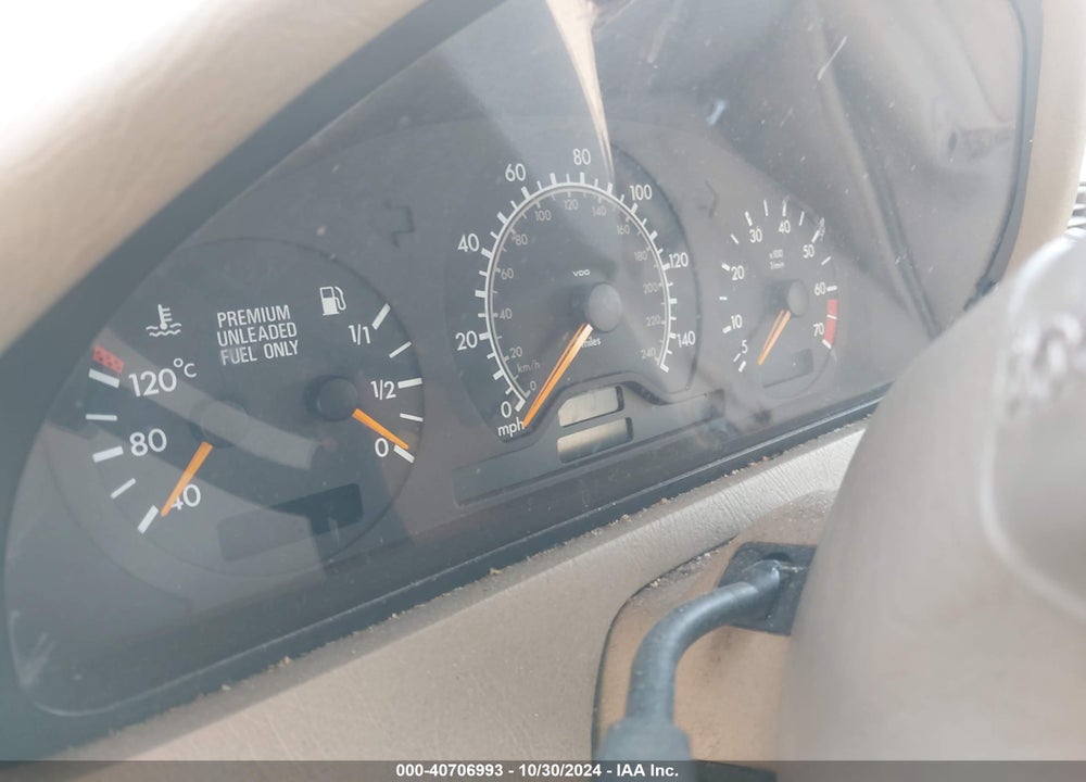 1998 MERCEDES-BENZ C 230 VIN: WDBHA23G8WA624828