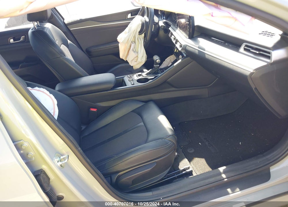 2024 KIA K5 GT LINE VIN: 5XXG64J20RG243856