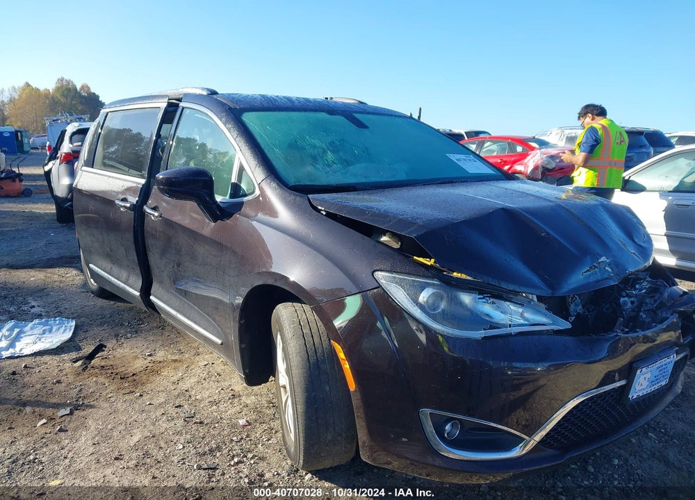 2019 CHRYSLER PACIFICA TOURING L VIN: 2C4RC1BG2KR508638