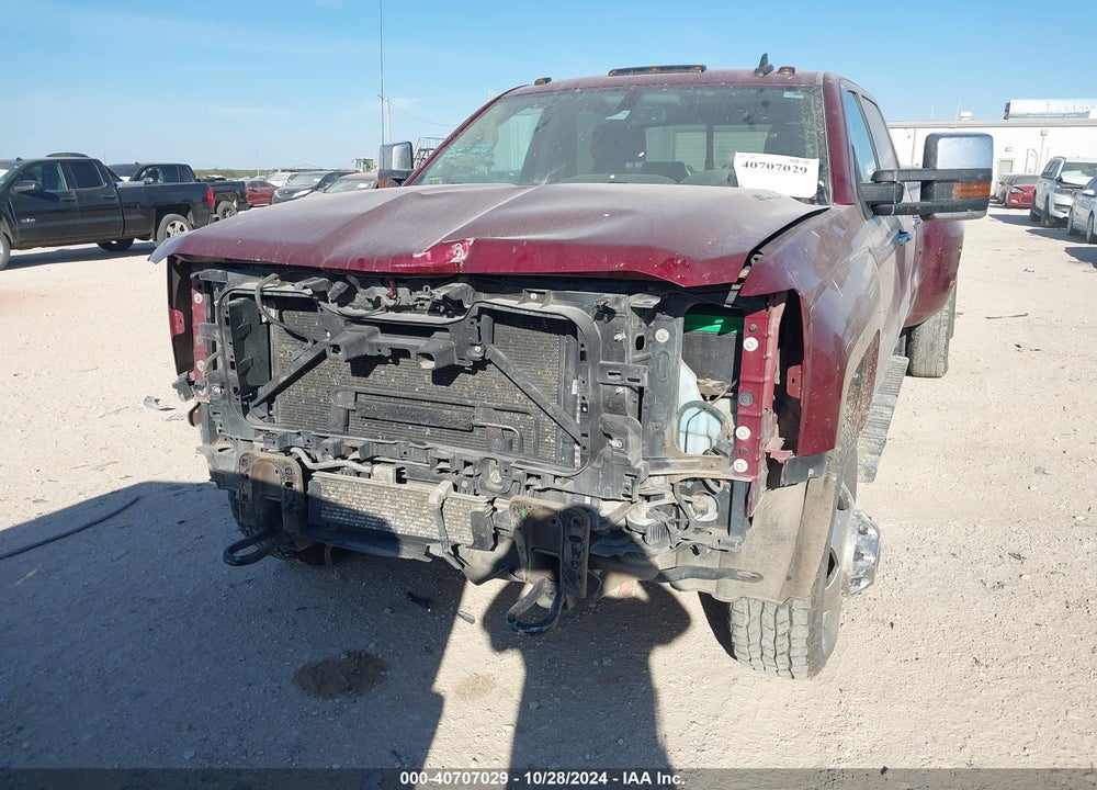 2015 CHEVROLET SILVERADO 3500HD LTZ VIN: 1GC4K0C85FF529317