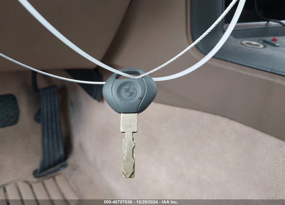 1998 BMW 328I VIN: WBACD3329WAV22495