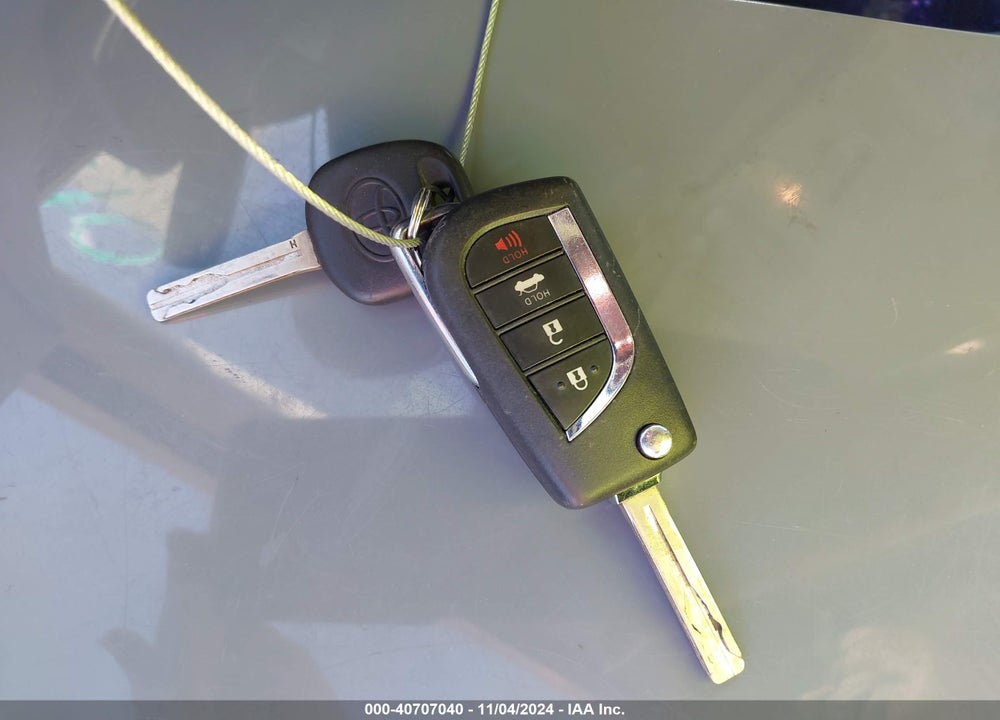 2020 TOYOTA COROLLA LE VIN: JTDEPRAE7LJ004870