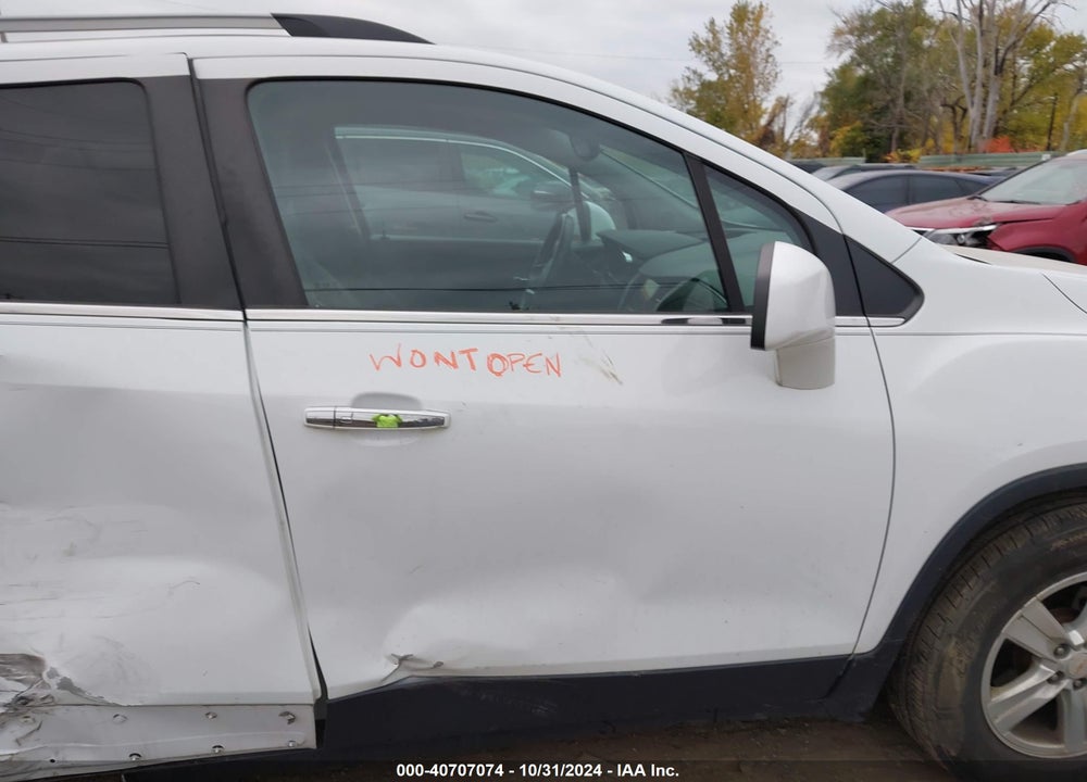 2018 CHEVROLET TRAX LT VIN: KL7CJPSBXJB596593