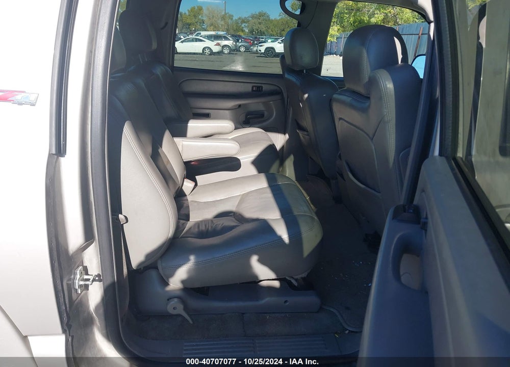 2005 CHEVROLET SUBURBAN 1500 Z71 VIN: 3GNFK16Z05G116728
