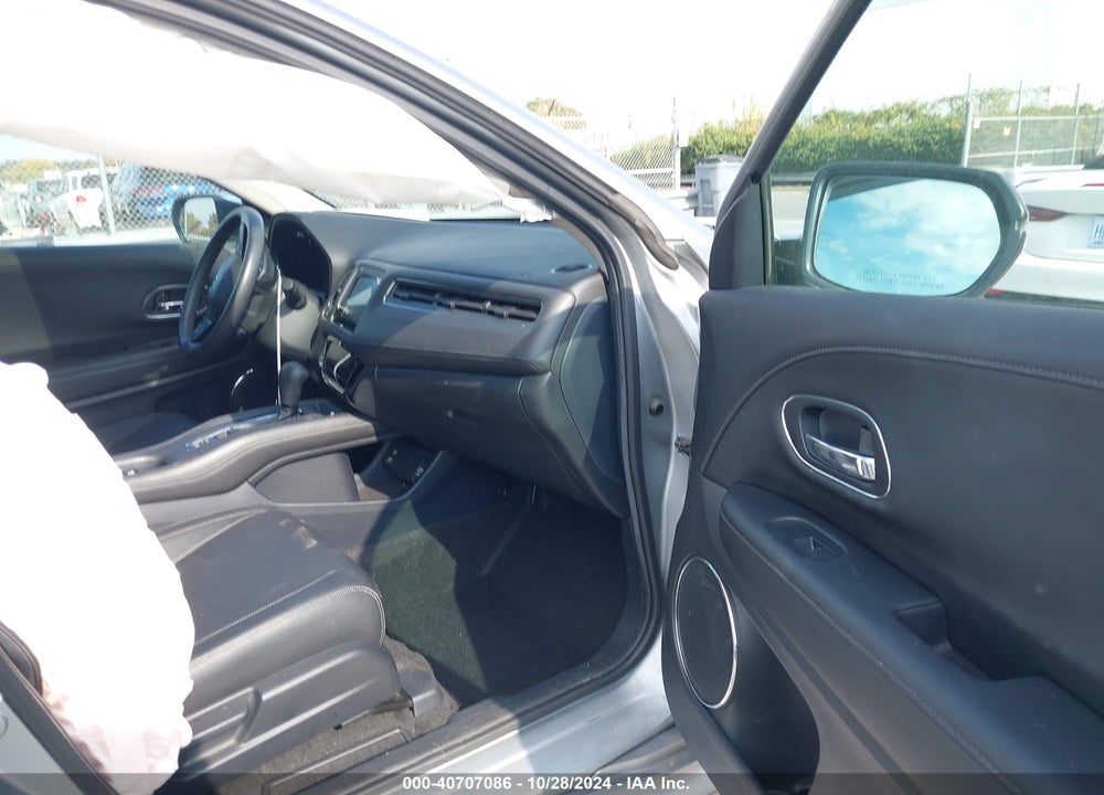 2020 HONDA HR-V AWD TOURING VIN: 3CZRU6H99LM717929