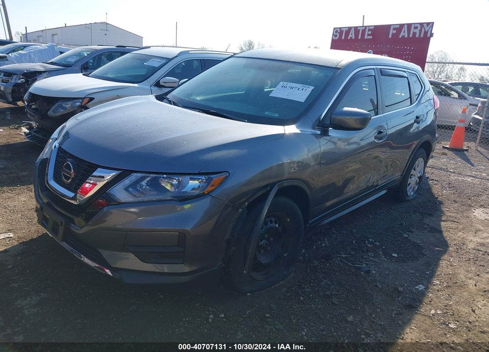 2018 NISSAN ROGUE S VIN: 5N1AT2MV8JC724916