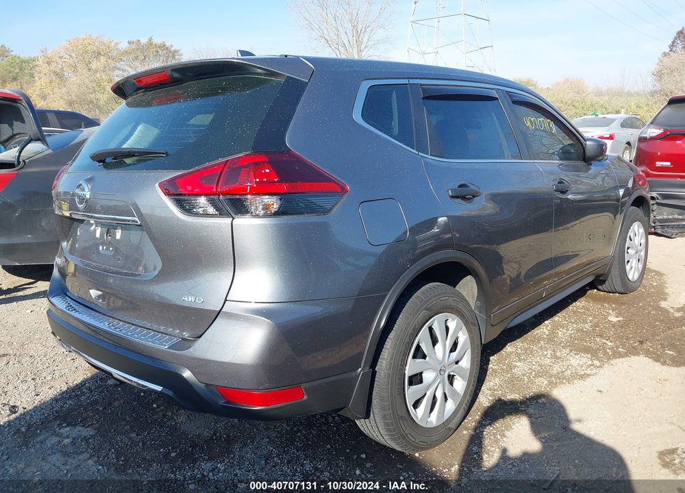 2018 NISSAN ROGUE S VIN: 5N1AT2MV8JC724916