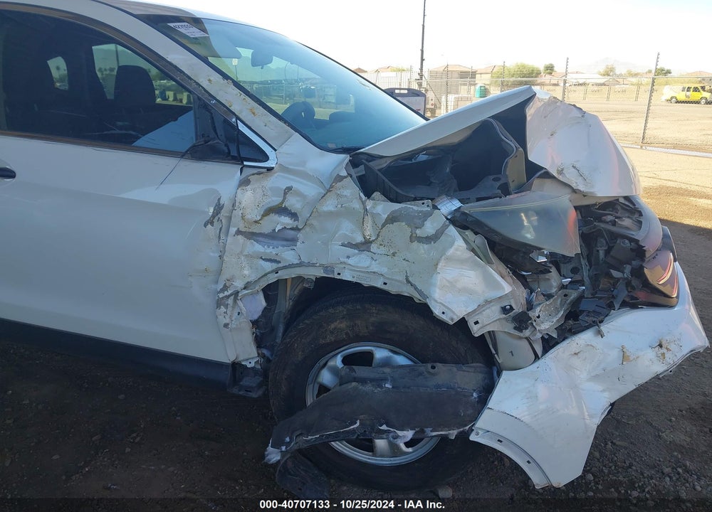 2014 HONDA CR-V LX VIN: 5J6RM3H37EL025568