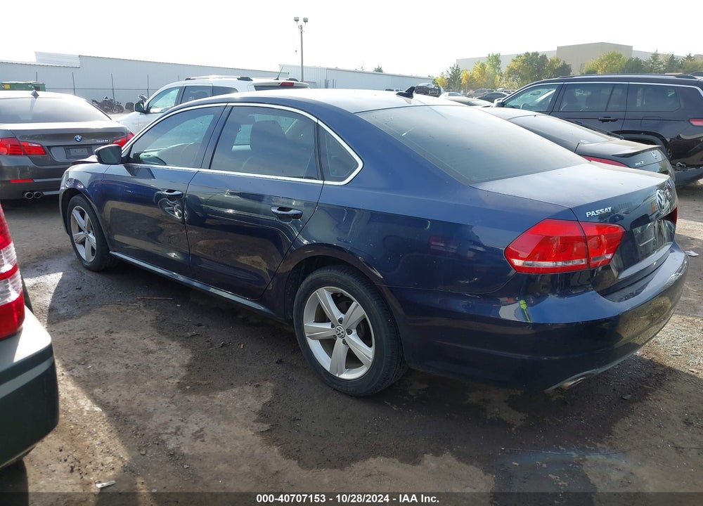 2013 VOLKSWAGEN PASSAT 2.0L TDI SE VIN: 1VWBN7A3XDC053057