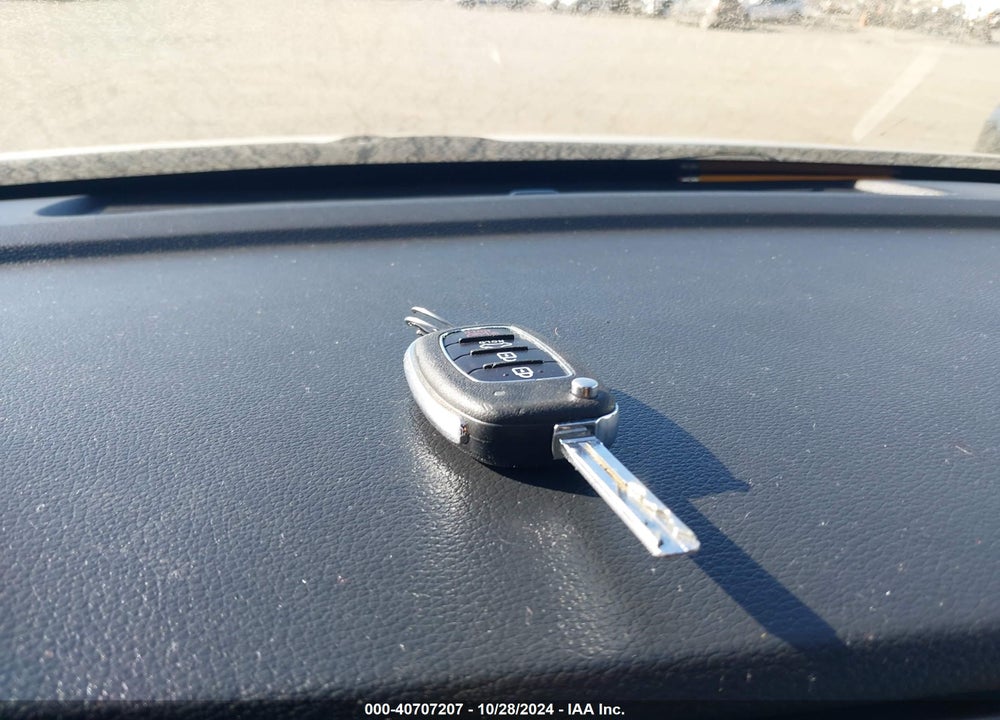 2019 HYUNDAI SONATA SE VIN: 5NPE24AF7KH779512