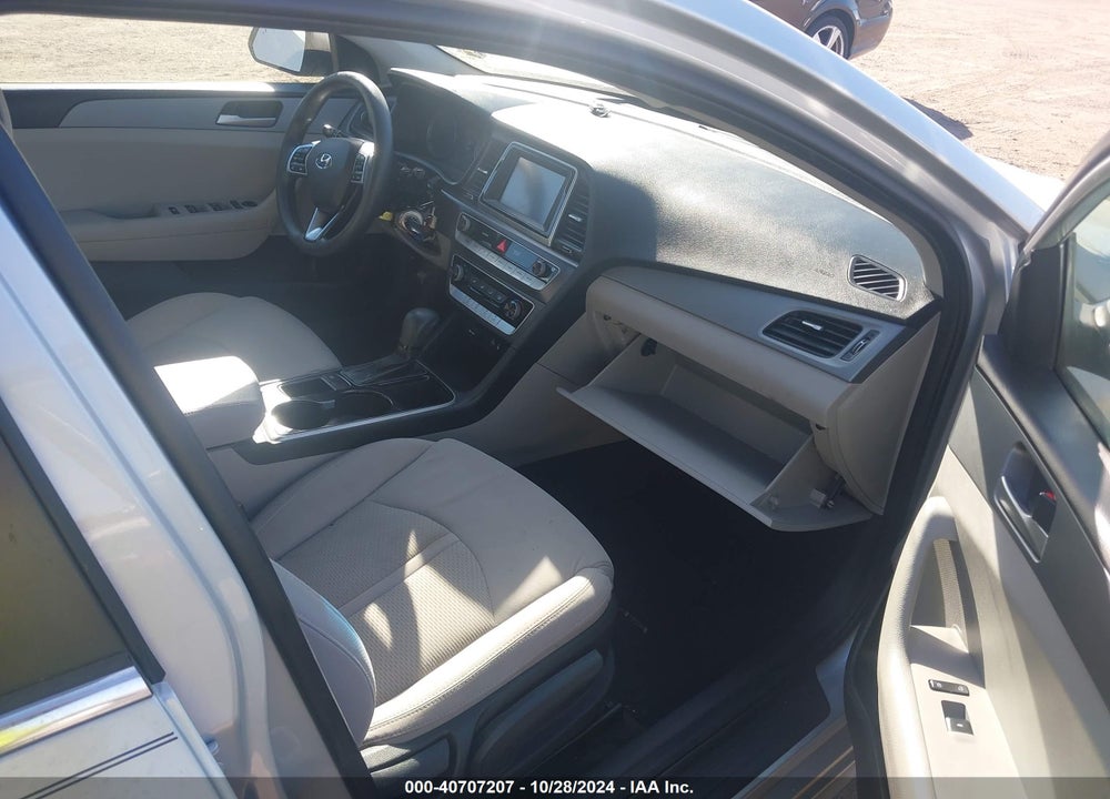 2019 HYUNDAI SONATA SE VIN: 5NPE24AF7KH779512
