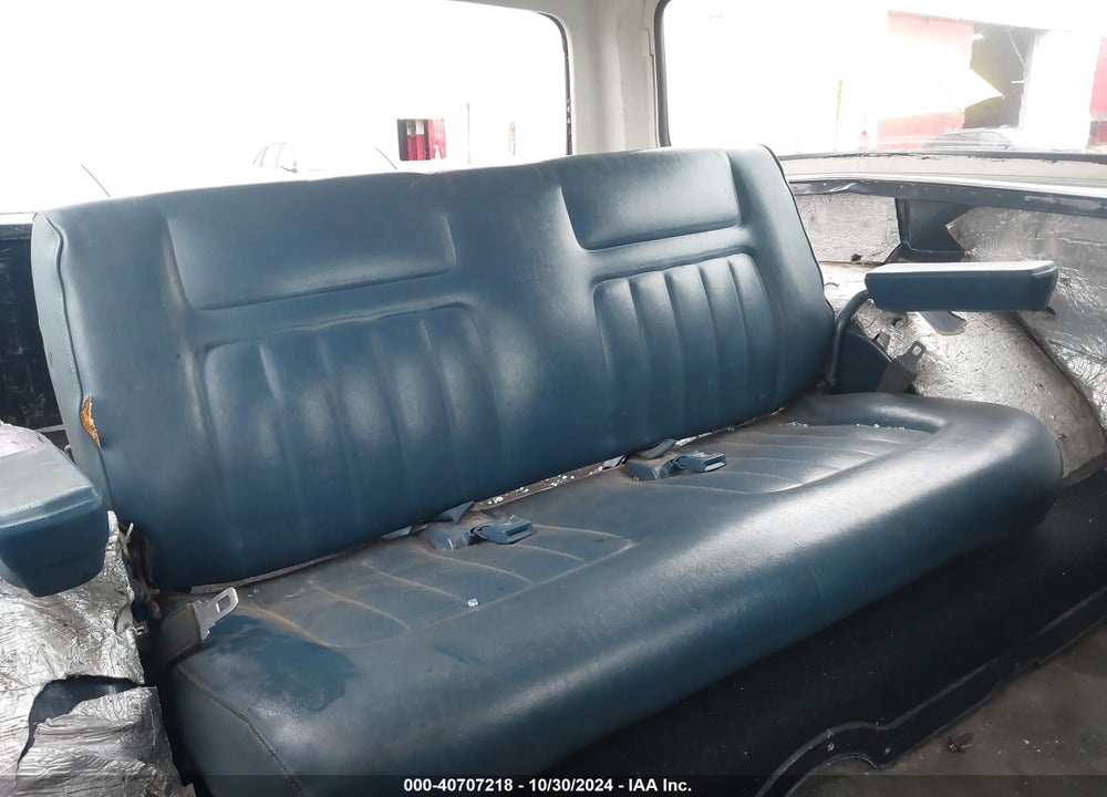 1988 CHEVROLET BLAZER V10 VIN: 1GNEV18K7JF150275