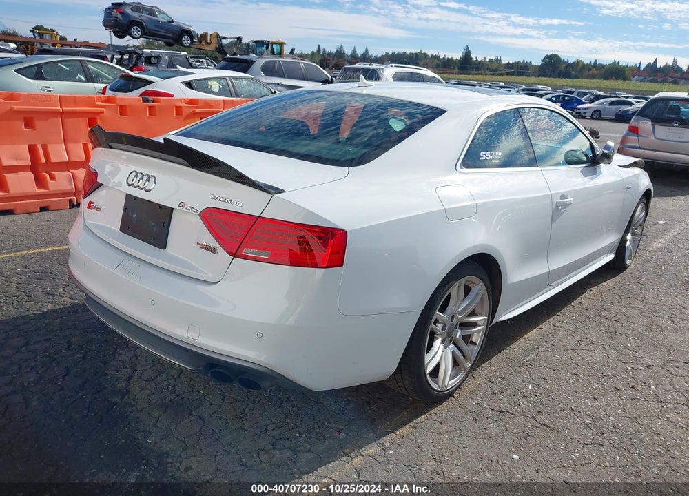 2015 AUDI S5 VIN: WAUCGAFR8FA011235
