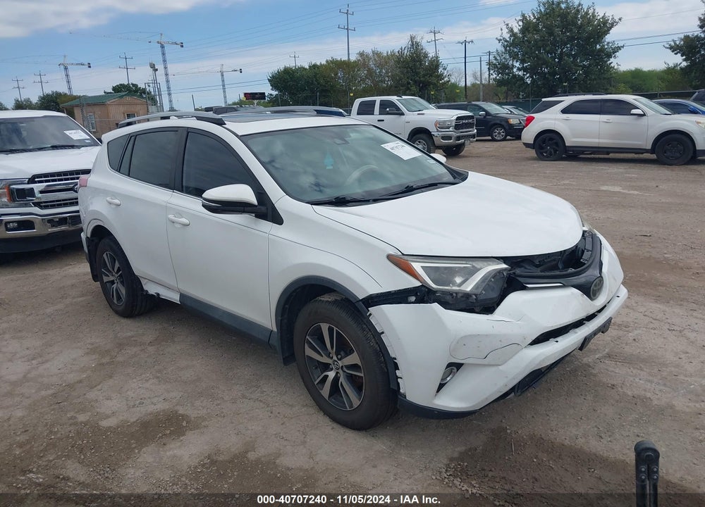 2017 TOYOTA RAV4 XLE VIN: JTMWFREV9HD097026