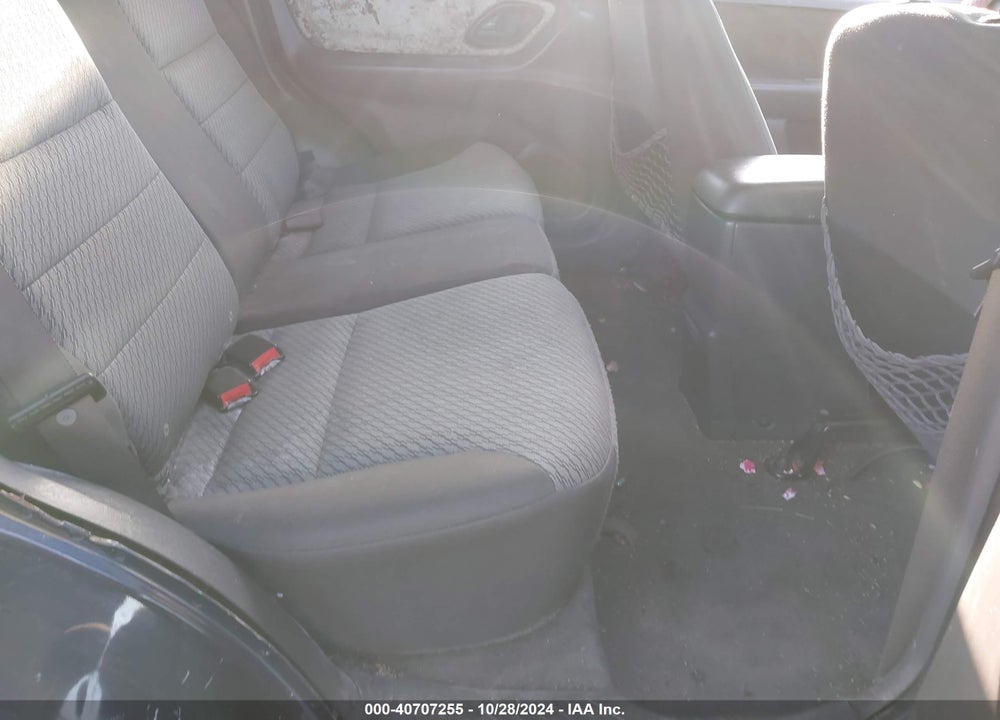 2004 FORD ESCAPE XLT VIN: 1FMYU93164DA10171