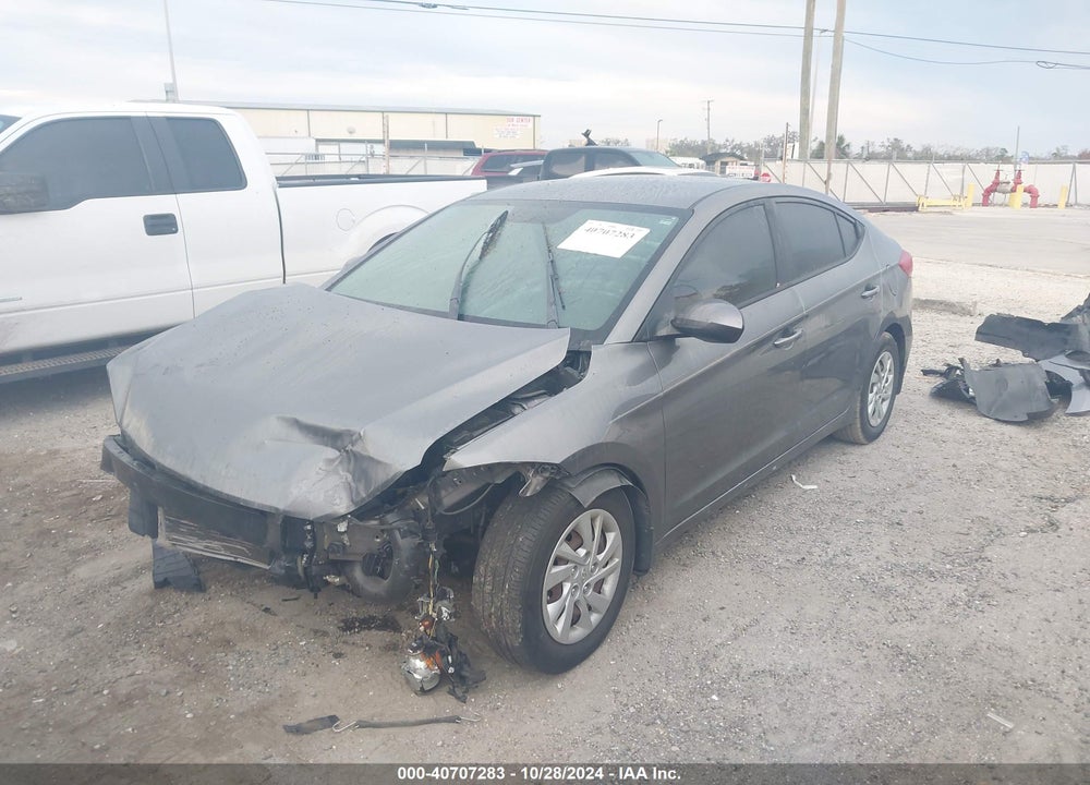 2018 HYUNDAI ELANTRA SE VIN: 5NPD74LF5JH392773