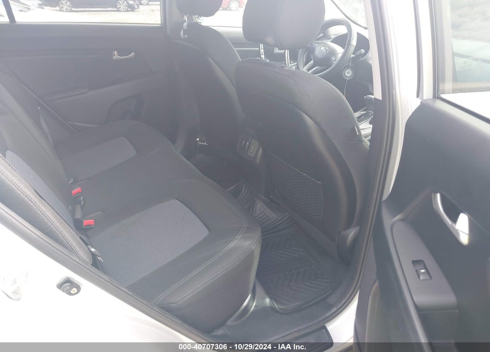 2016 KIA SPORTAGE LX VIN: KNDPB3AC2G7842035
