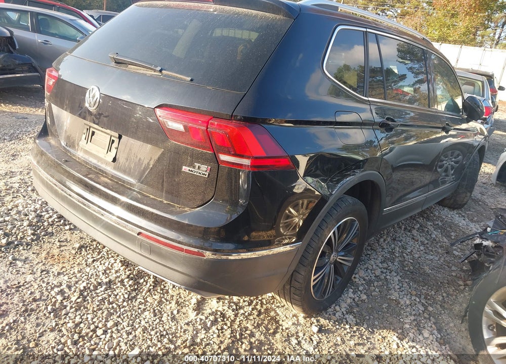 2018 VOLKSWAGEN TIGUAN SE/SEL VIN: 3VV2B7AX1JM067505