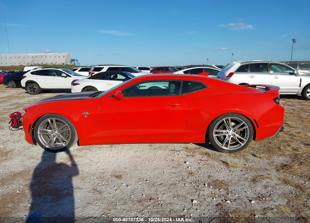 2019 CHEVROLET CAMARO 2SS VIN: 1G1FH1R72K0111699