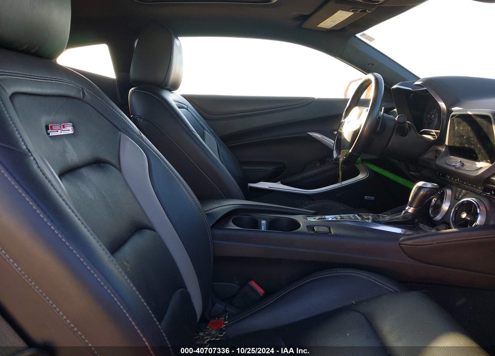 2019 CHEVROLET CAMARO 2SS VIN: 1G1FH1R72K0111699