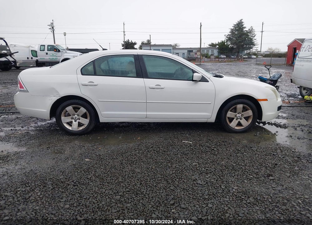 2008 FORD FUSION SE VIN: 3FAHP07158R117989