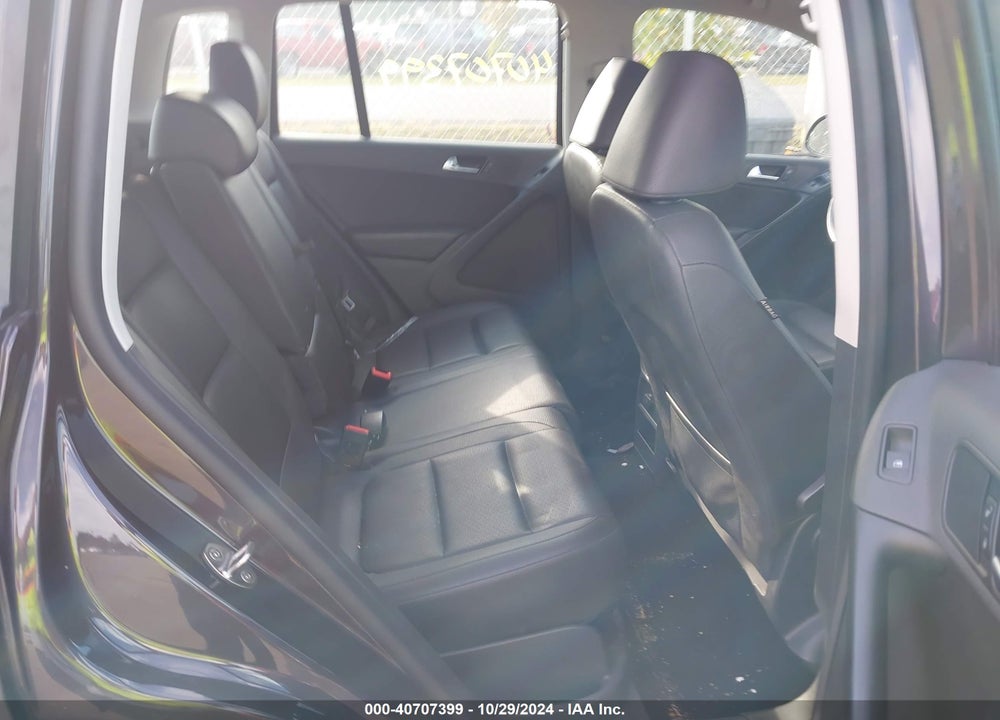 2016 VOLKSWAGEN TIGUAN S VIN: WVGAV7AX2GW604713