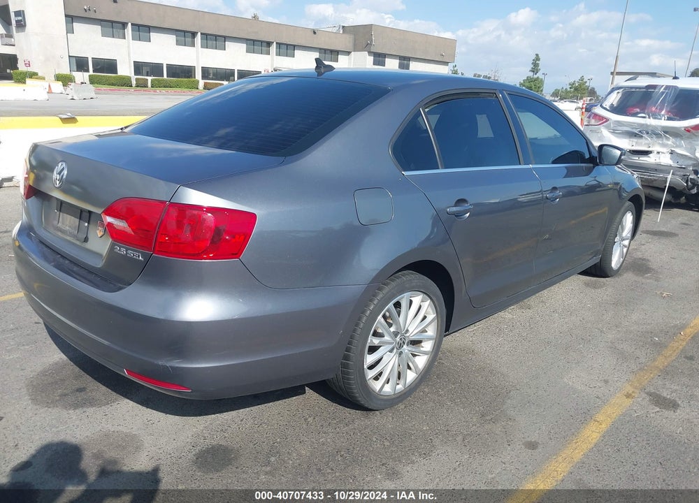 2012 VOLKSWAGEN JETTA 2.5L SEL VIN: 3VWLP7AJ1CM361339